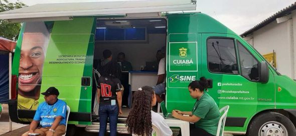 Prefeitura de Cuiab | Van do Sine da Gente leva atendimentos ao bairro Santa Terezinha e regio nesta tera (11), quarta (12) e quinta-feira (13)
