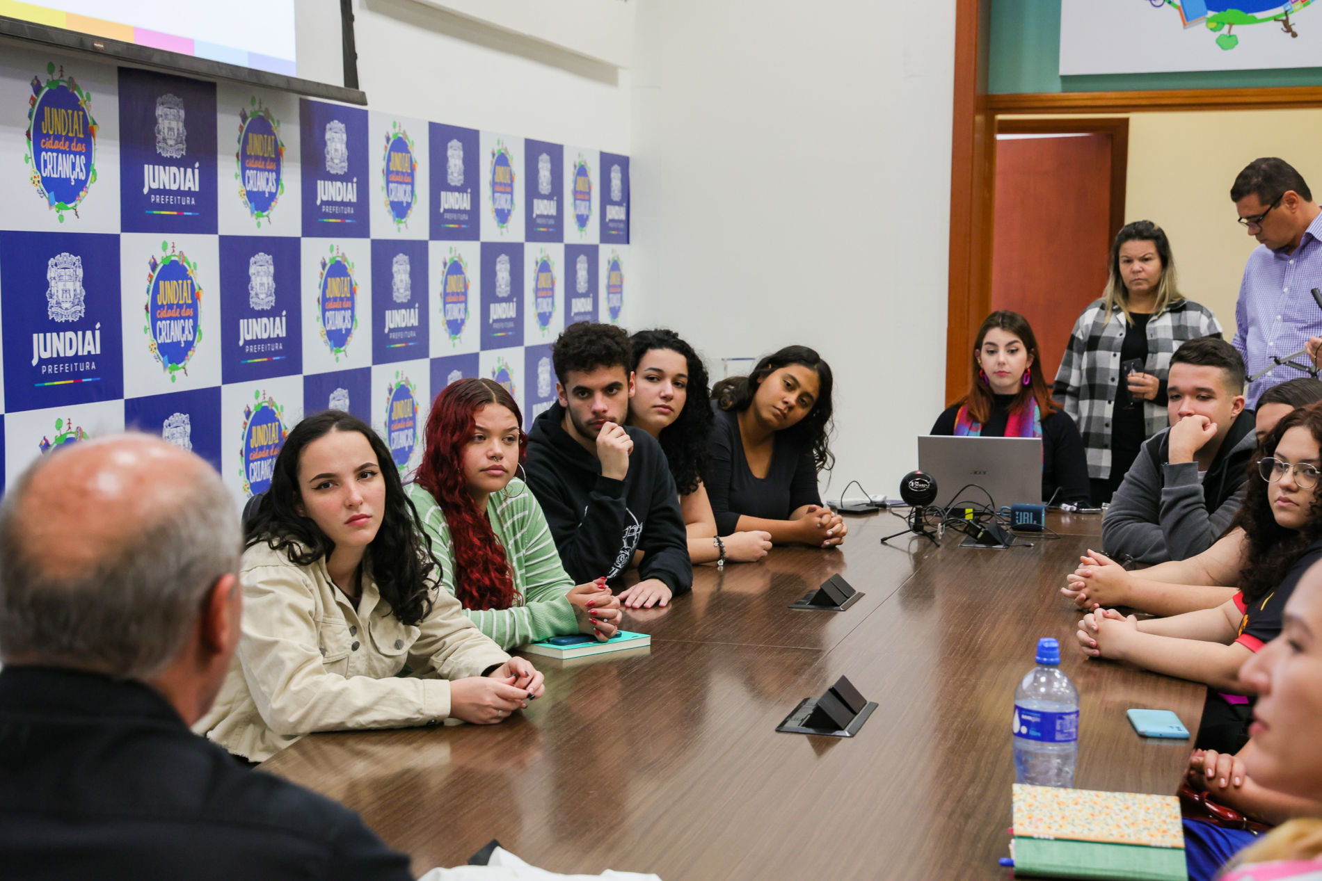 Embaixadores da Juventude fazem imersão para desenvolver Plano Municipal da Juventude