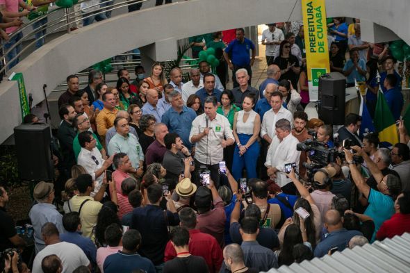 Prefeitura de Cuiab | Emanuel Pinheiro entrega nova estrutura do Mercado do Porto em evento prestigiado por autoridades e reafirma seu compromisso com a capital