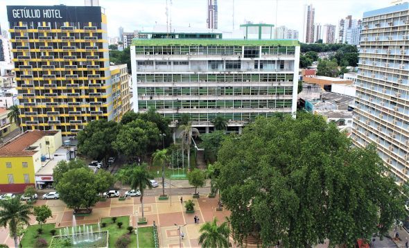 Prefeitura de Cuiab | Prefeitura de Cuiab honra compromisso com o servidor e paga salrios neste sbado (29)
