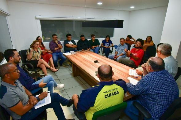Prefeitura de Cuiab | Prefeitura de Cuiab orienta estudantes a denunciarem problemas com carto de transporte nas ouvidorias da Semob e Arsec