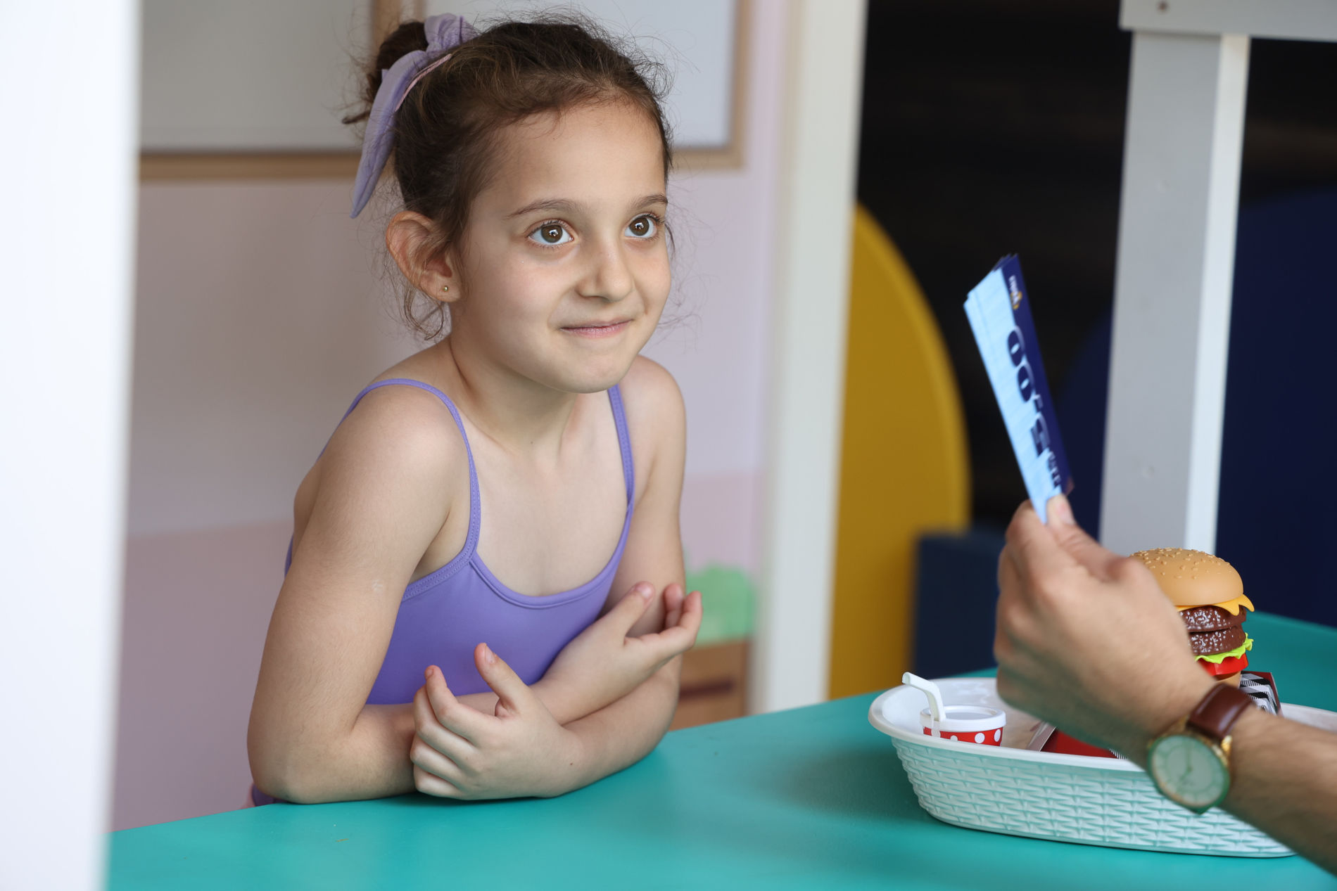 3ª FENS: famílias se encantam com Circuito Criança Empreendedora