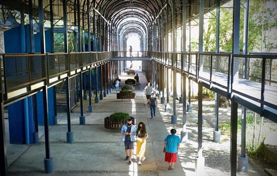 Curitiba inaugura Espao do Trabalhador na Rua da Cidadania de Santa Felicidade