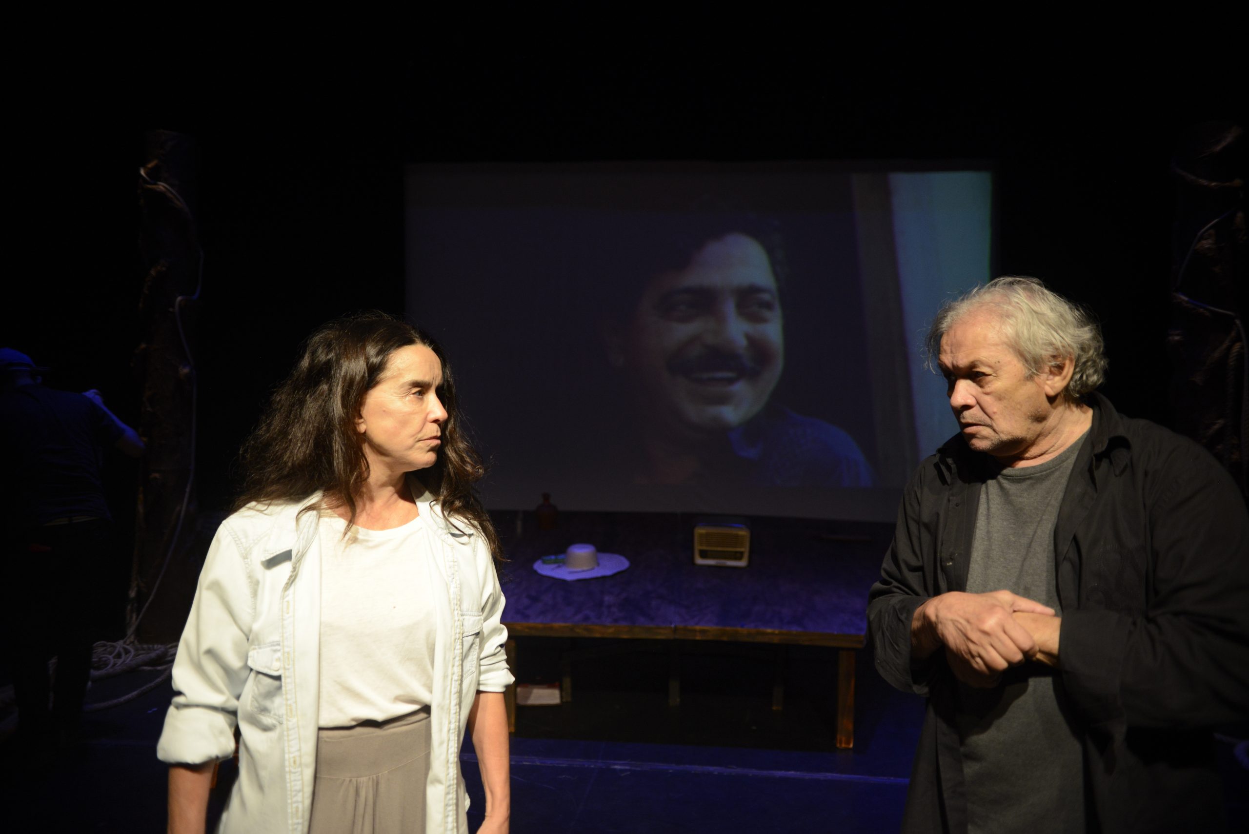 Espetáculo em memória de Chico Mendes, encenado por Lucélia Santos, estreia no Teatro Municipal Ipanema - Prefeitura da Cidade do Rio de Janeiro
