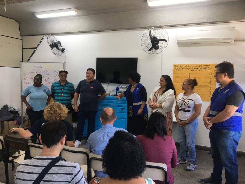 Jardim Guaratiba recebe visita técnica da Prefeitura para implantação do programa Favela com Dignidade - Prefeitura da Cidade do Rio de Janeiro