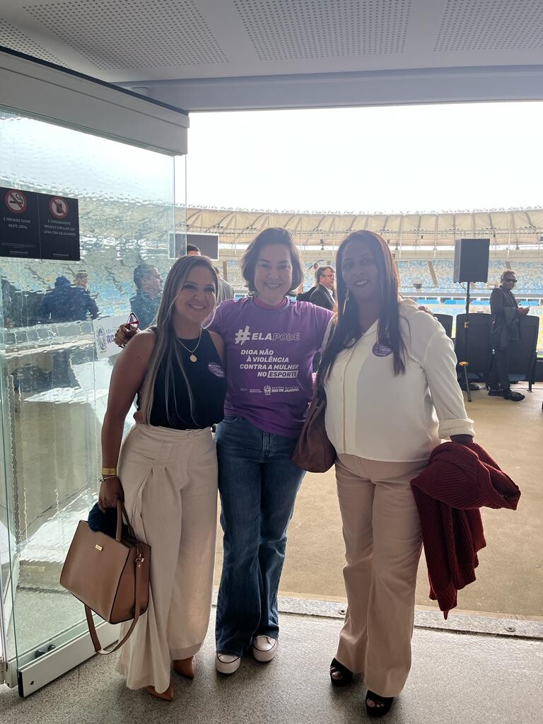 Prefeitura de Búzios participa da eternização de Pretinha na Calçada da Fama do Maracanã