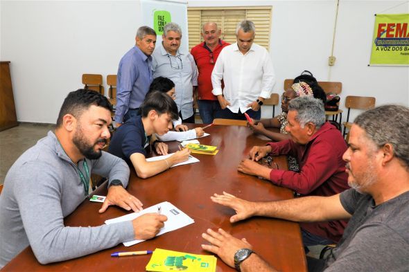 Prefeitura de Cuiab | Ouvidoria Geral do Municpio oferece diferentes canais de comunicao para facilitar o atendimento populao