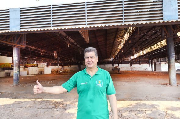 Prefeitura de Cuiab | Prefeito Emanuel Pinheiro se emociona ao vistoriar avanos na revitalizao da segunda etapa do Mercado do Porto