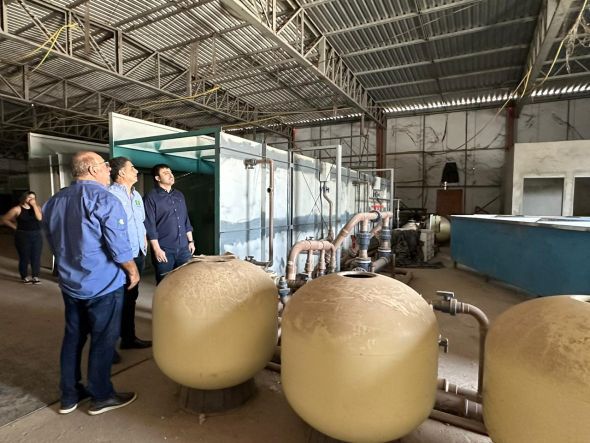 Prefeitura de Cuiab | Prefeito, secretrio de Turismo e deputado federal vistoriam obra do Aqurio Municipal que receber R$3 milhes de emenda