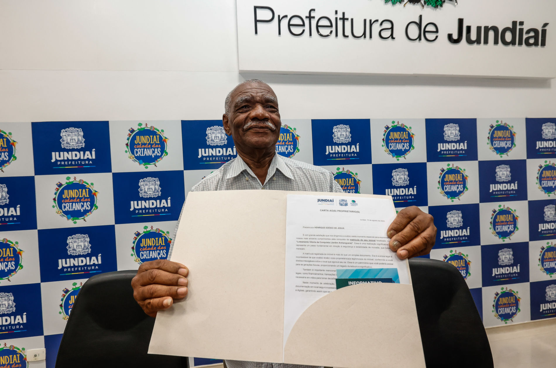 Prefeitura regulariza mais 50 imóveis no Jardim Anhanguera e Recanto Boa Vida