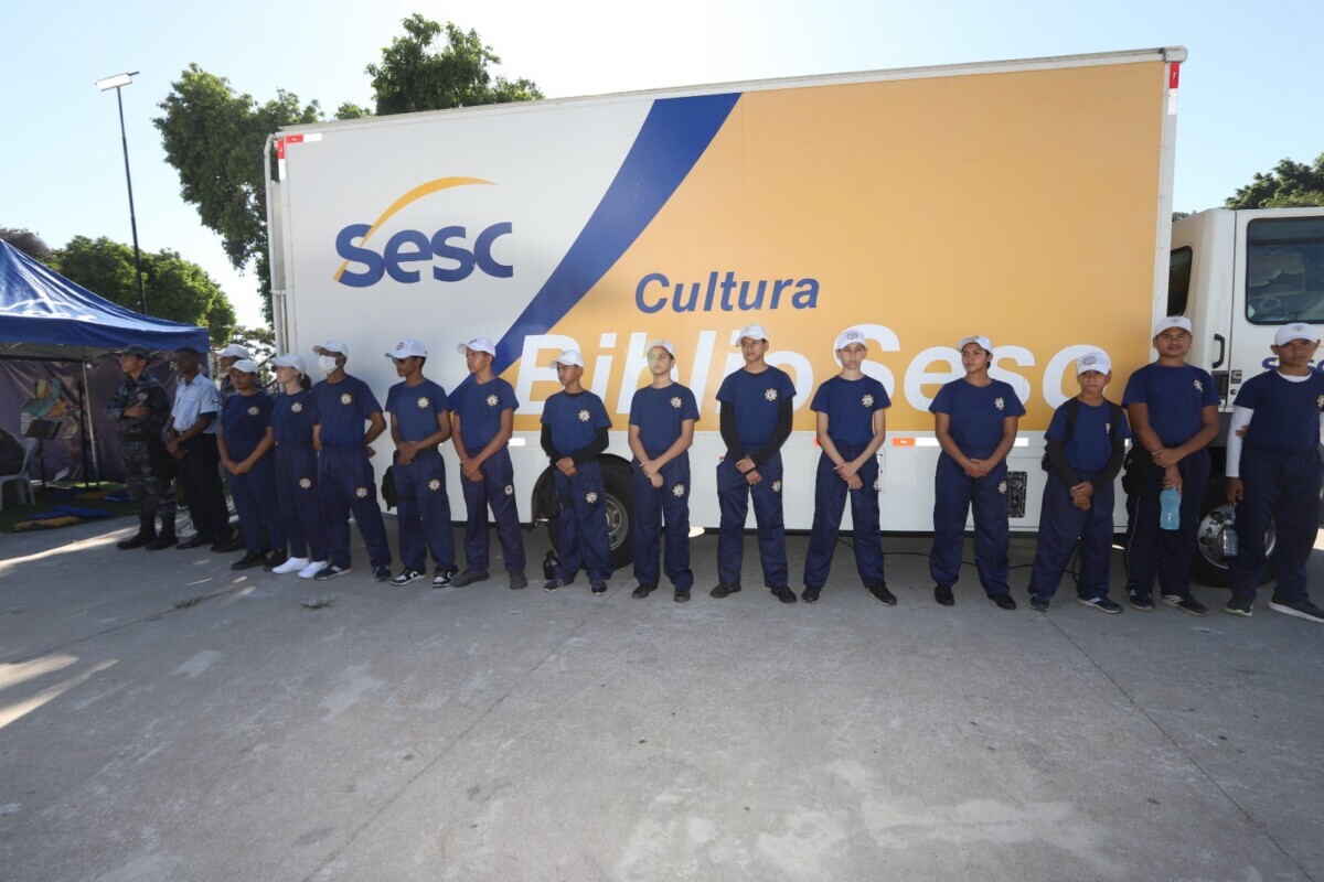 Projeto BiblioSesc retorna a Praça do Inefi nesta quinta-feira
