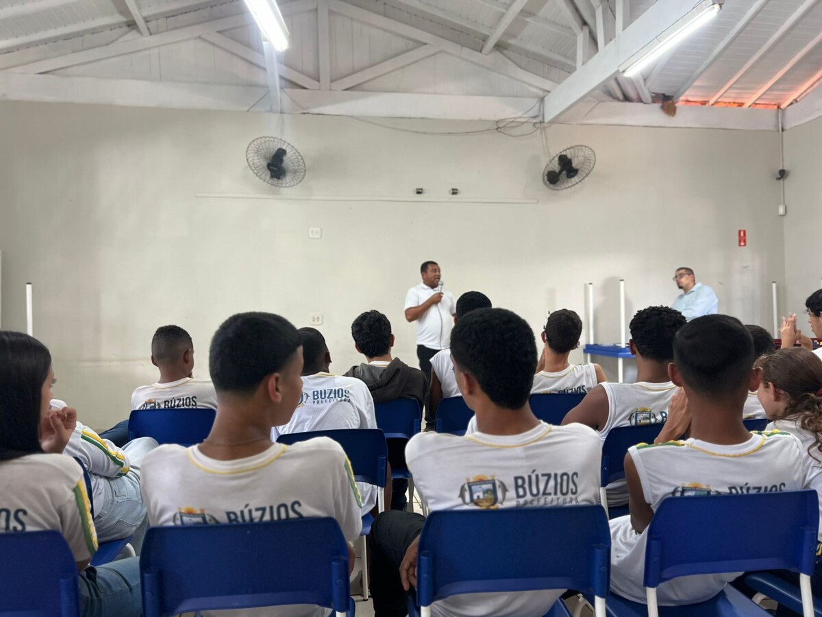 Semana Municipal da Pessoa com Deficiência termina com sete escolas alcançadas com palestras de conscientização e inclusão