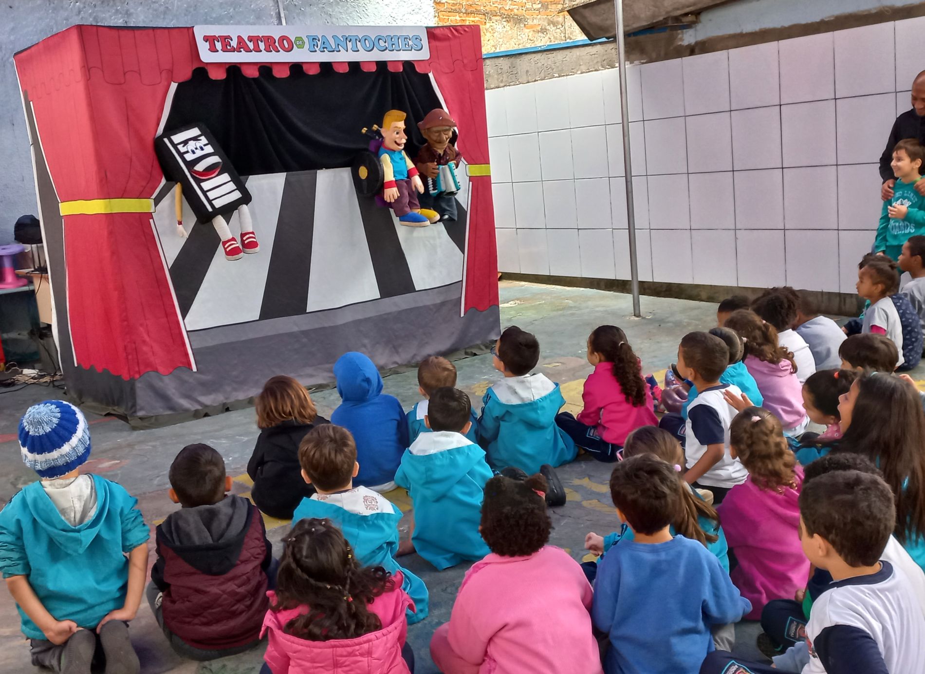 Teatro de Fantoches transmite dicas para trânsito seguro durante essa semana em Jundiaí