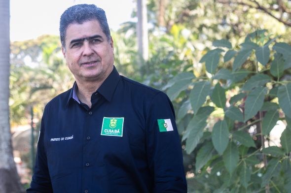 Prefeitura de Cuiab | Prefeito Emanuel Pinheiro reduz expediente a adota outras medidas para proteger sade dos servidores da limpeza urbana