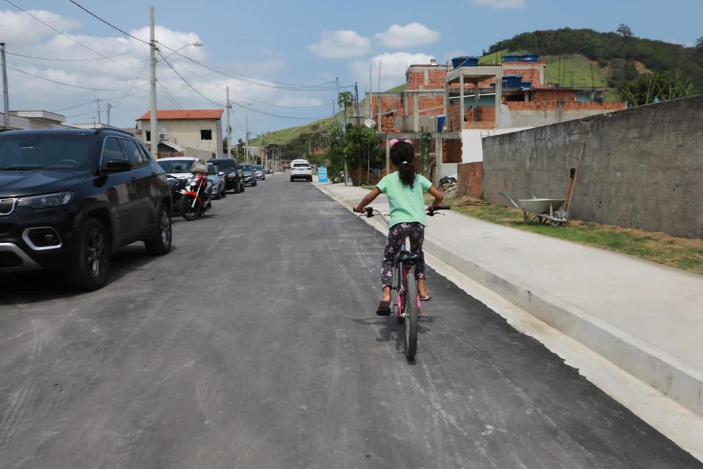 Prefeitura entrega primeiras ruas urbanizadas no Jardim Maravilha, em Guaratiba - Prefeitura da Cidade do Rio de Janeiro