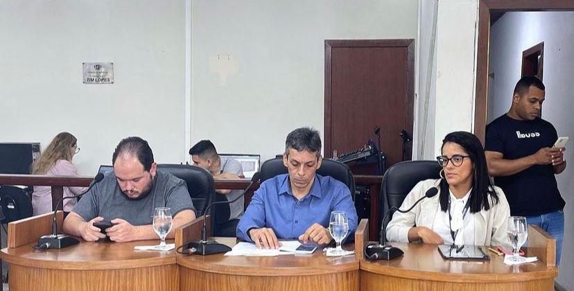 Procon de Búzios participa de reunião com a Comissão de Direito do Consumidor e representantes da Prolagos na Câmara Municipal