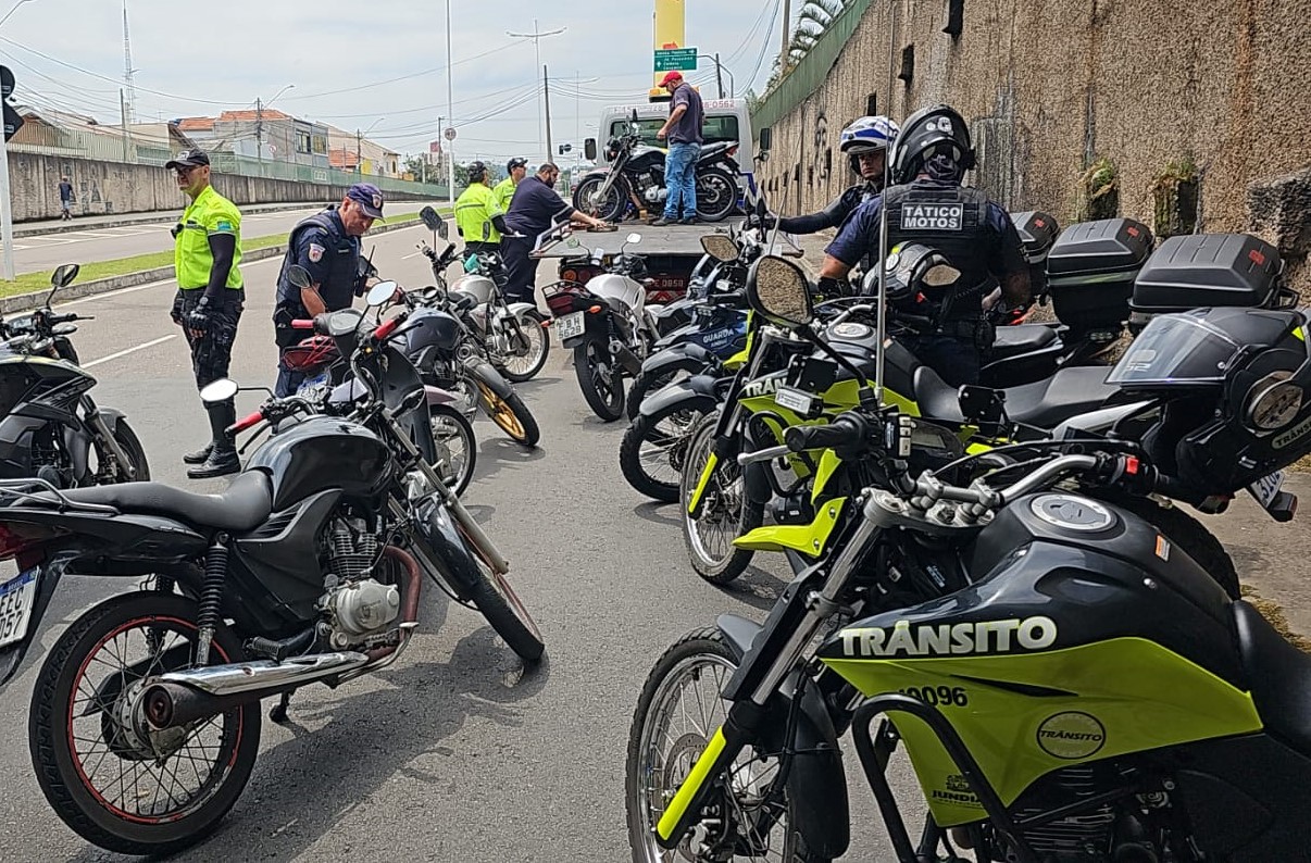 Fiscalização visa coibir motos barulhentas