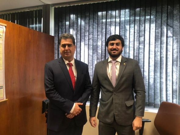 Prefeitura de Cuiab | Prefeito de Cuiab busca audincia com autoridades federais para apresentar relatrio sobre o rombo na sade pblica causada pelo gabinete de interveno