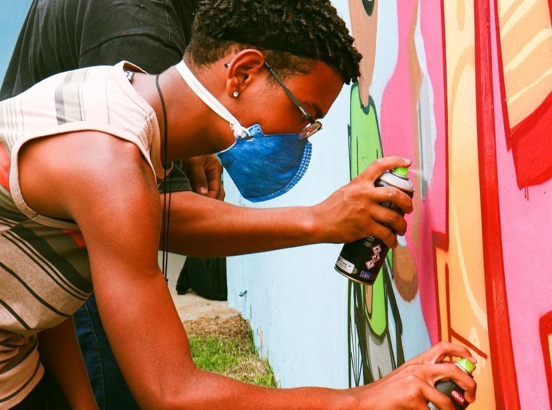 Workshop de Grafite deixa muros do CRAS de José Gonçalves mais humanizado e acolhedor